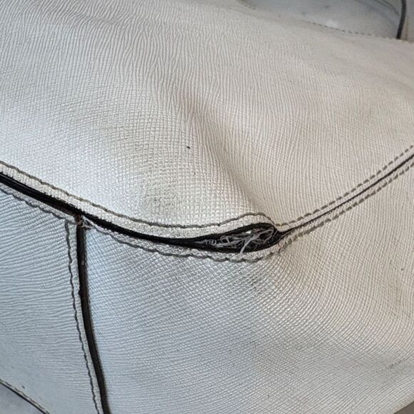 Michael Kors Bag Purse Handbag Lily Saffiano Leather Gold Chain Tote Shoulder - Picture 16 of 16